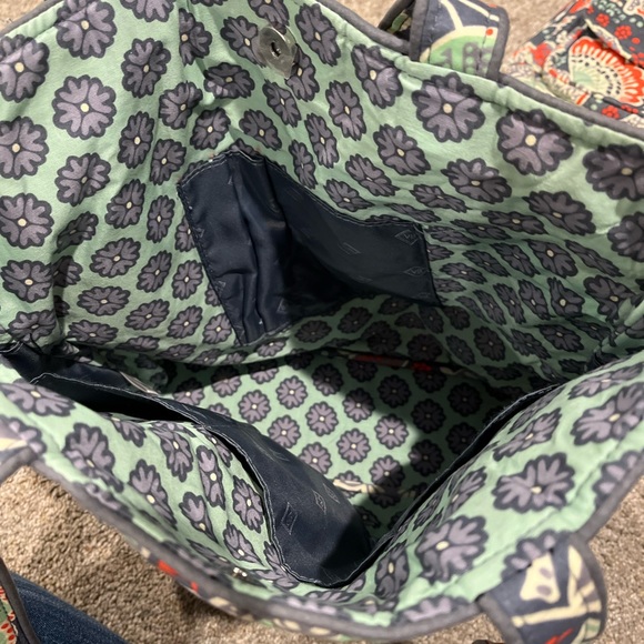 Vera Bradley bag set.  Discontinued Pattern.  5 pieces - Picture 11 of 12